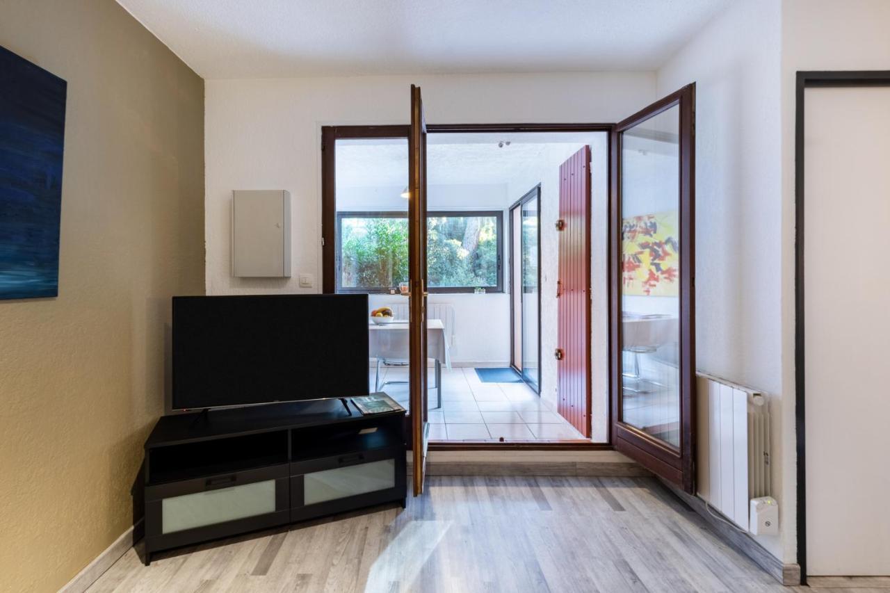 Les Pierreplane Apartment Bandol Exterior photo